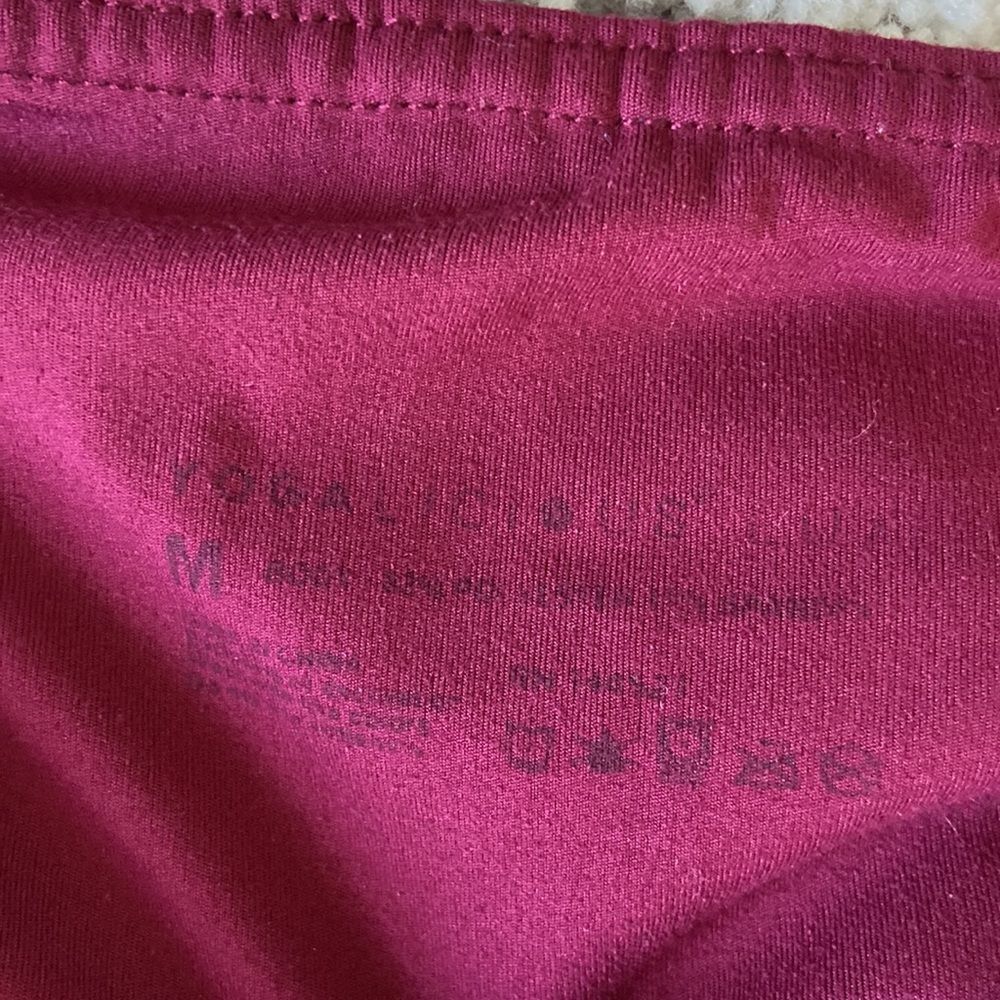 Yogalicious Leggings Size M Capri Waist Band - Picture 5 of 6